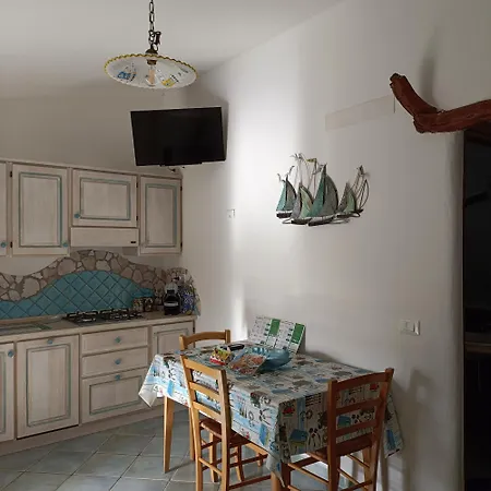 Dom wakacyjny Cuccuru Relax - A Iun Q9882