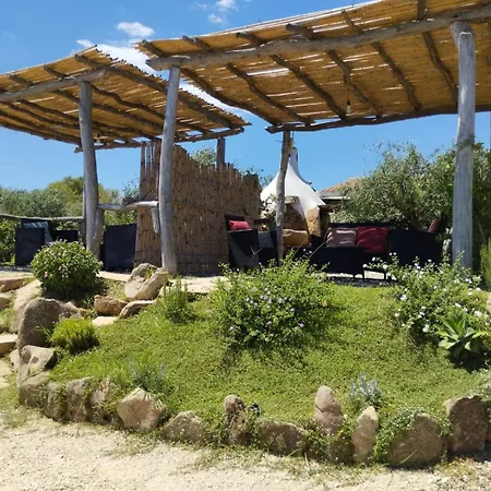 Cuccuru Relax - A Iun Q9882 أروسييْ